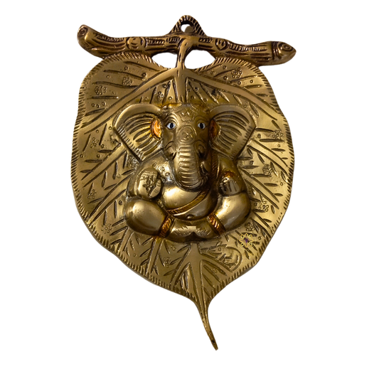 PatraVighnaharta – Brass Ganesh ji Wall Hanging on Sacred Leaf Design – Brass | Pooja Decor | Wedding Gift | Home Decor | Housewarming Gift