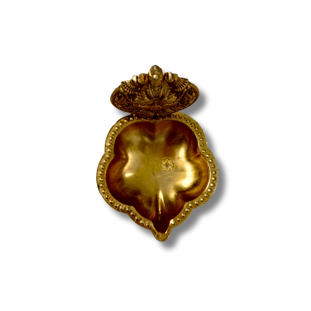Lakshmi Kamal Diya – Brass Diya with Goddess Lakshmi Seated on Lotus – Brass | Pooja Decor | Premium Gifting | Home Decor
