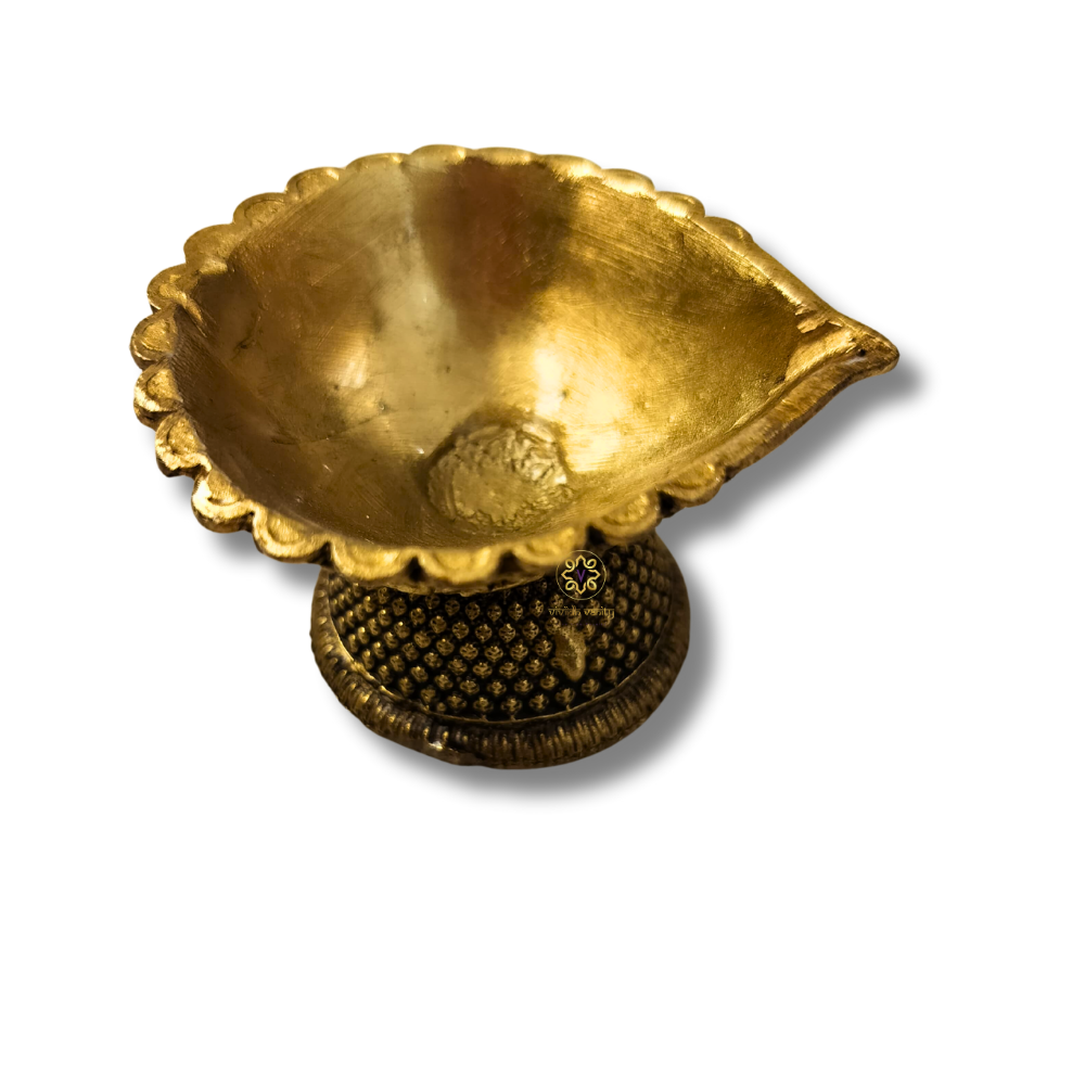 Suvarna Pushpa Diya - Brass Diya with Floral Rim & Intricate Pedestal β Brass | Pooja Decor | Premium Gifting | Home Decor