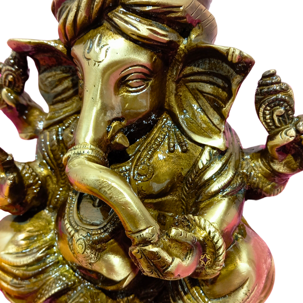 ShreePagdi Vinayak – Handcrafted Ganesha Idol in Regal Indian Attire – Brass | Pooja Decor | Wedding Gift | Home Decor | Housewarming Gift