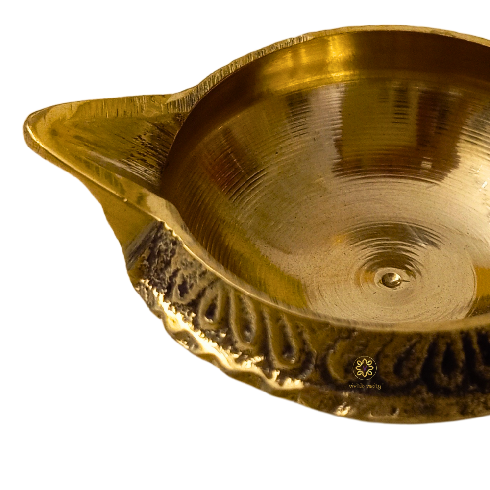 Sundar Jyoti Diya – Pure Brass Diya with Polished Shine & Textured Edge – Brass | Pooja Decor | Diwali Gifting | Home Decor | Housewarming Gift