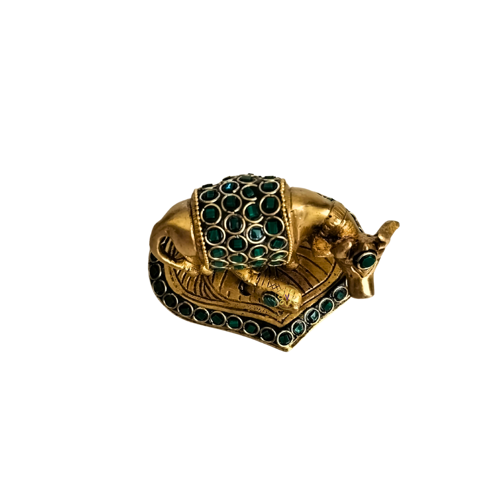 Kamdhenu Saubhagya Green Big – Stonework Finish Brass Cow-Calf Pair on Embellished Base – Brass | Diwali Gifting | Home Decor | Housewarming Gift | Corporate Gifting