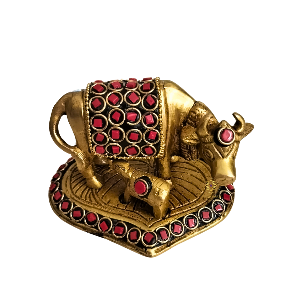 Kamdhenu Saubhagya Red Big – Stonework Finish Brass Cow-Calf Pair on Embellished Base – Brass | Diwali Gifting | Home Decor | Housewarming Gift | Corporate Gifting