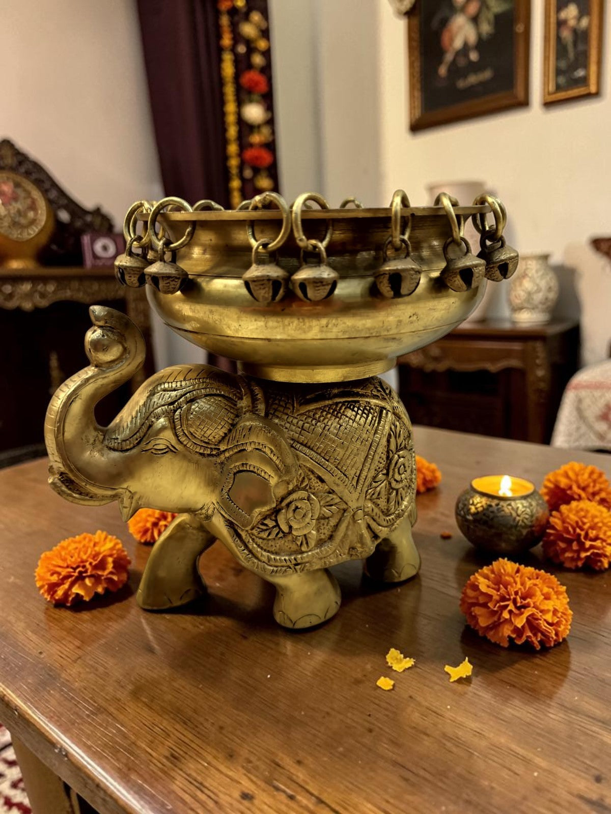DivyaGaja Urli – Brass Handcarved Elephant Urli with Ghungroo Bells – Brass | Diwali Gifting | Home Decor | Housewarming Gift | Corporate Gifting